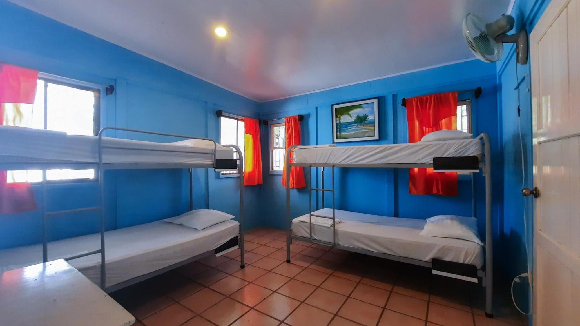 Hola Ola Hostel Сан Хуан дел Сур Екстериор снимка